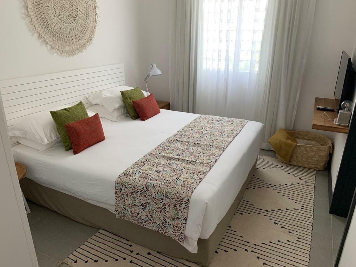 Obiches Luxury Beachfront Apartment Trou-Aux-Biches Dış mekan fotoğraf