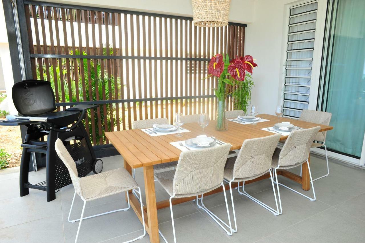 Obiches Luxury Beachfront Apartment Trou-Aux-Biches Dış mekan fotoğraf