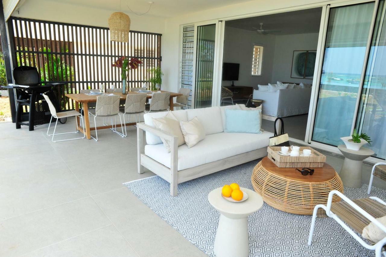 Obiches Luxury Beachfront Apartment Trou-Aux-Biches Dış mekan fotoğraf