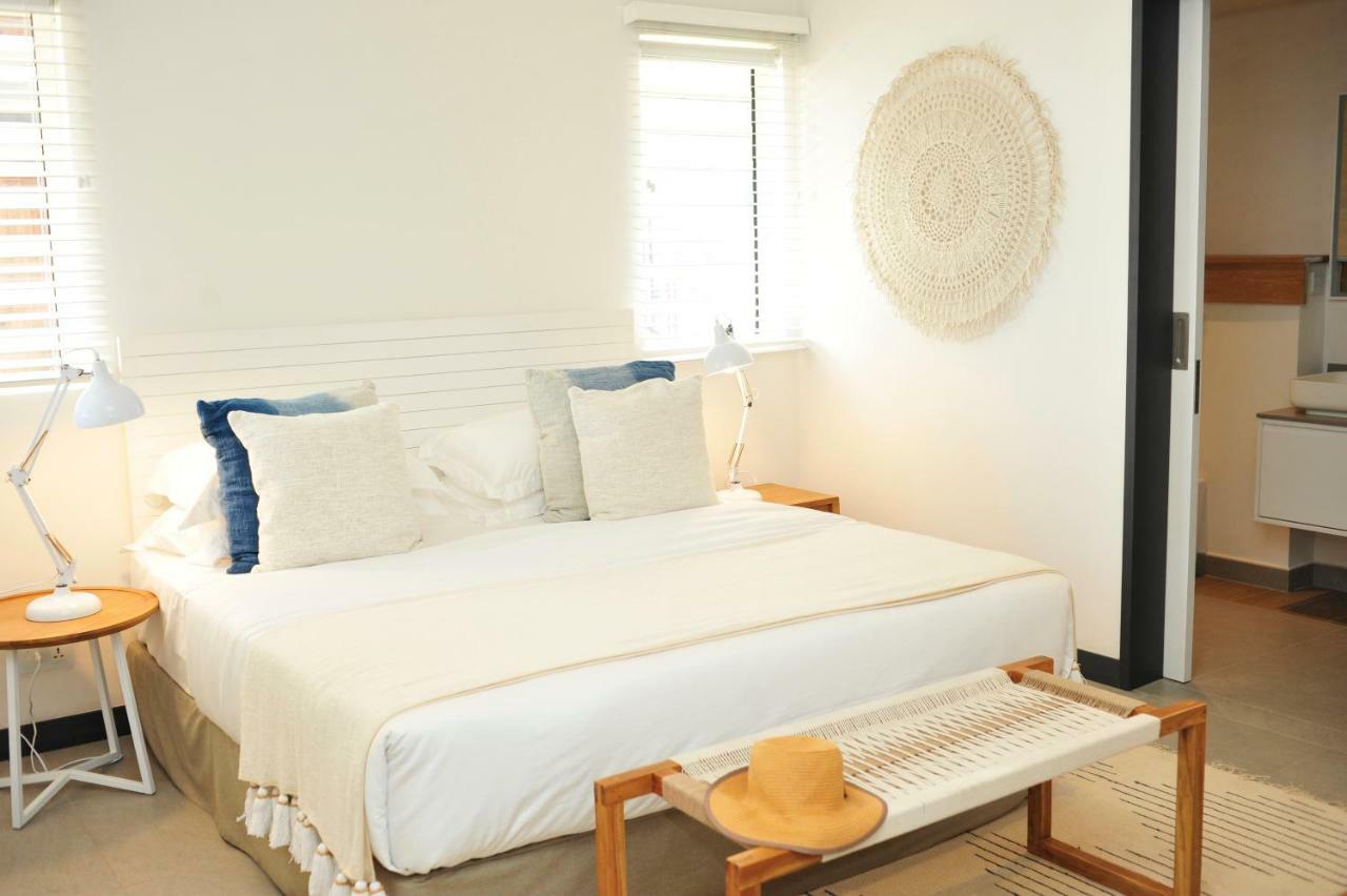 Obiches Luxury Beachfront Apartment Trou-Aux-Biches Dış mekan fotoğraf