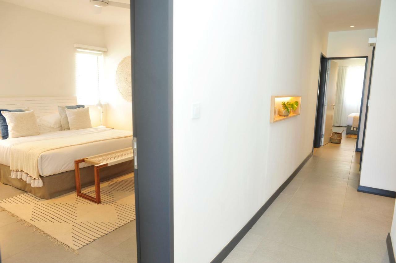 Obiches Luxury Beachfront Apartment Trou-Aux-Biches Dış mekan fotoğraf
