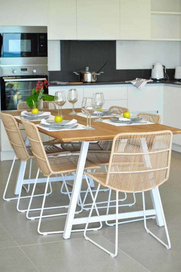 Obiches Luxury Beachfront Apartment Trou-Aux-Biches Dış mekan fotoğraf